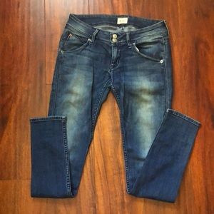 Slim Fit Jean